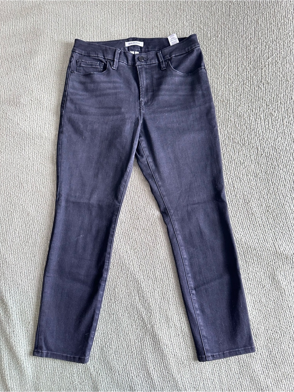 Good American Black Skinny Jeans — Slim High-Rise Fit